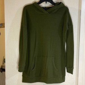 Long length waffle pull-over